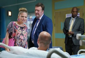 Linda Carter confronts Stuart Highway in EastEnders