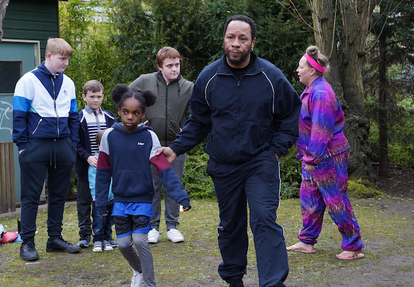 Dennis gets hit in EastEnders