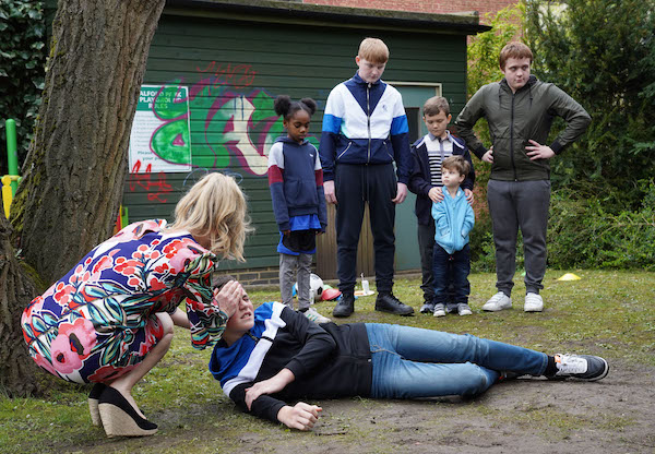 Dennis gets hit in EastEnders
