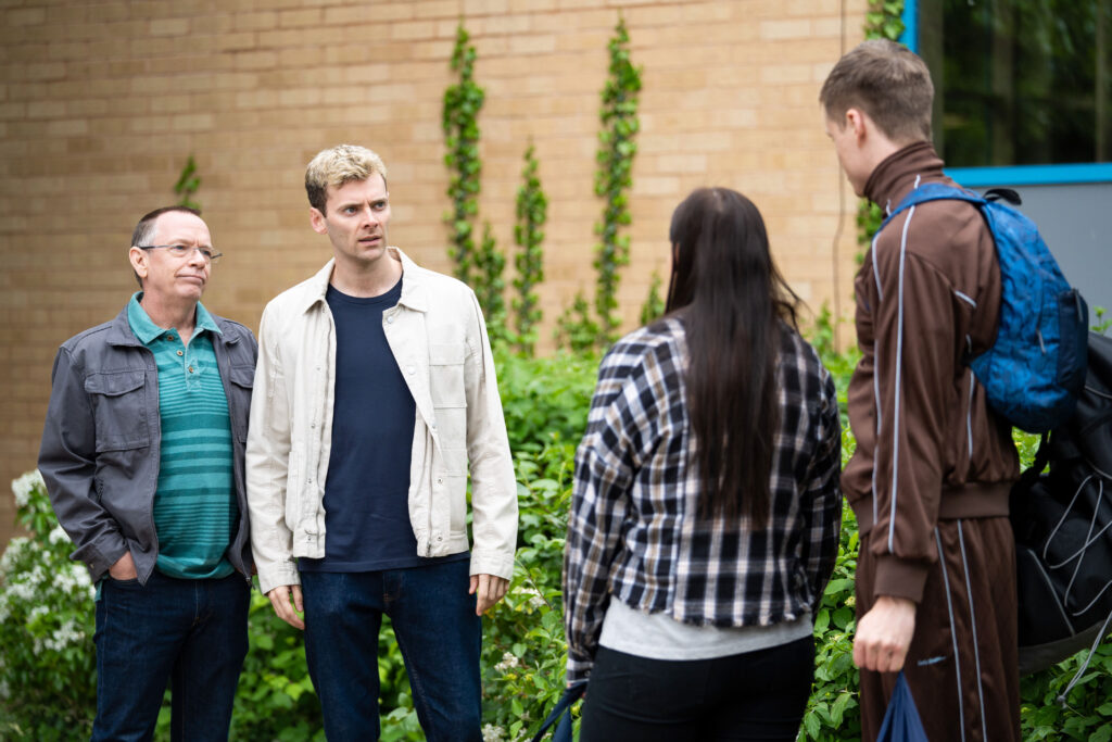 Peter and Ian share a tense exchange with Lauren and Oscar on EastEnders