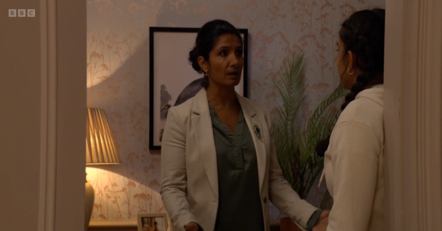 Suki talks to Avani on EastEnders 