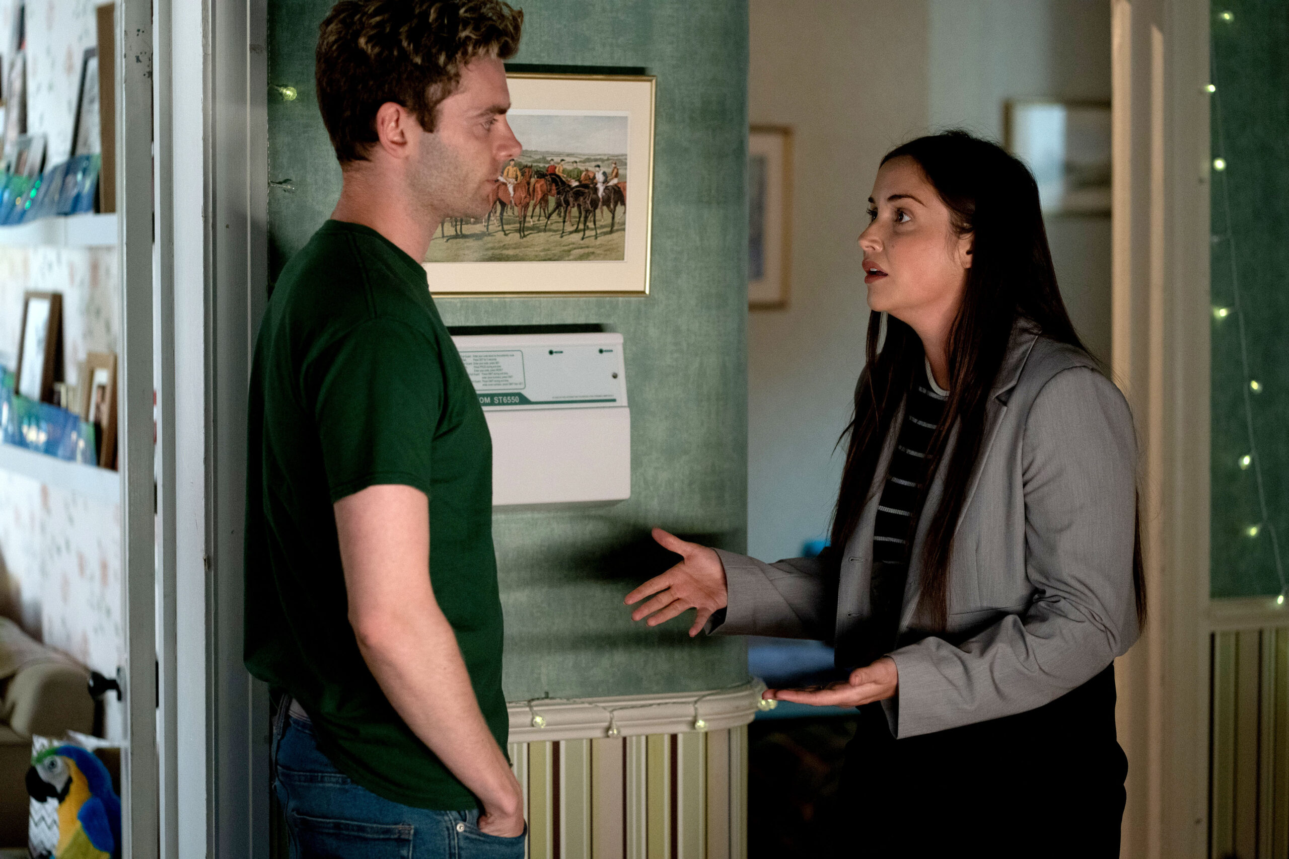 Lauren and Peter argue