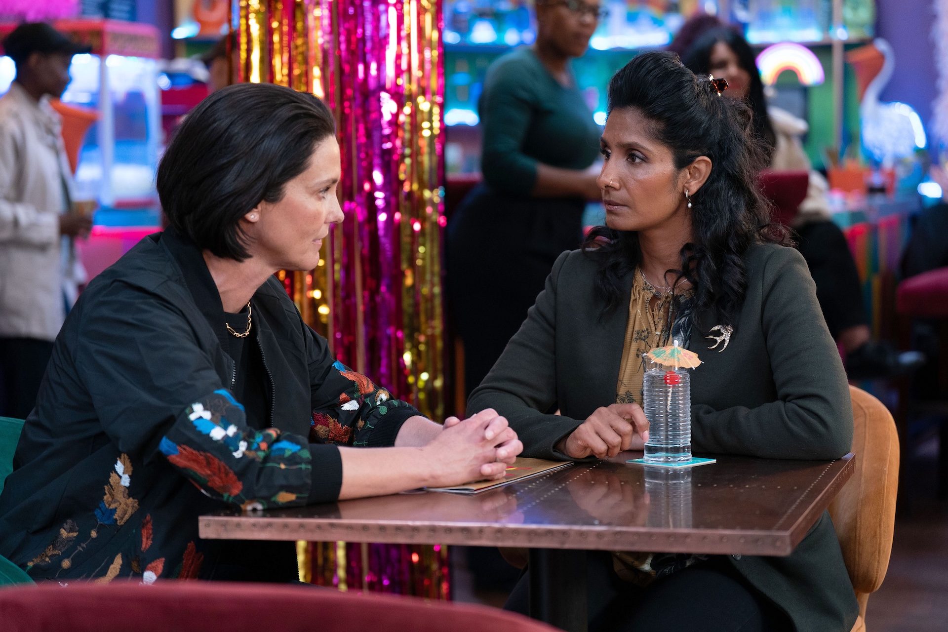 Eve and Suki talking