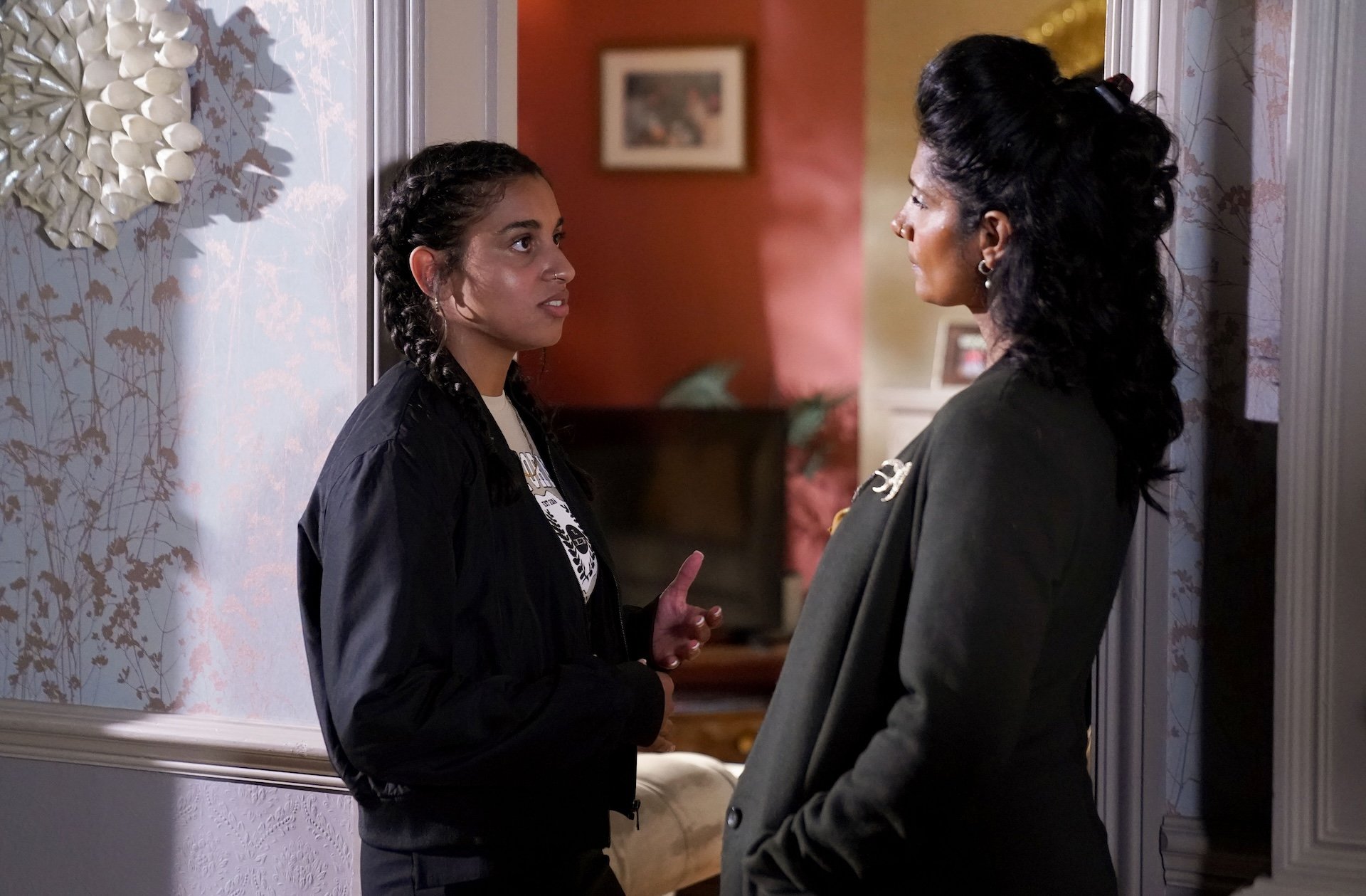 Avani and Suki talking in EastEnders