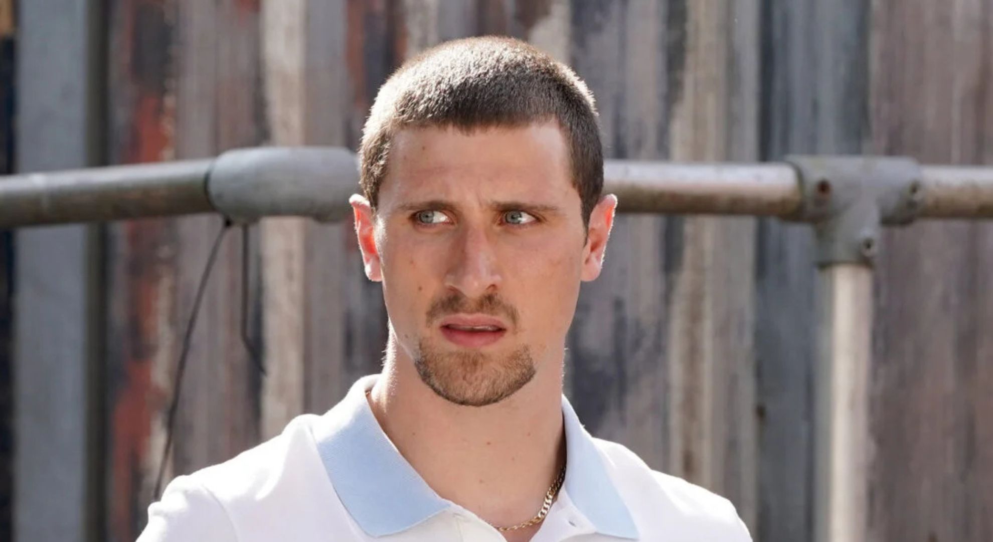 What time is EastEnders on tonight? Get up-to-date schedules and changes here