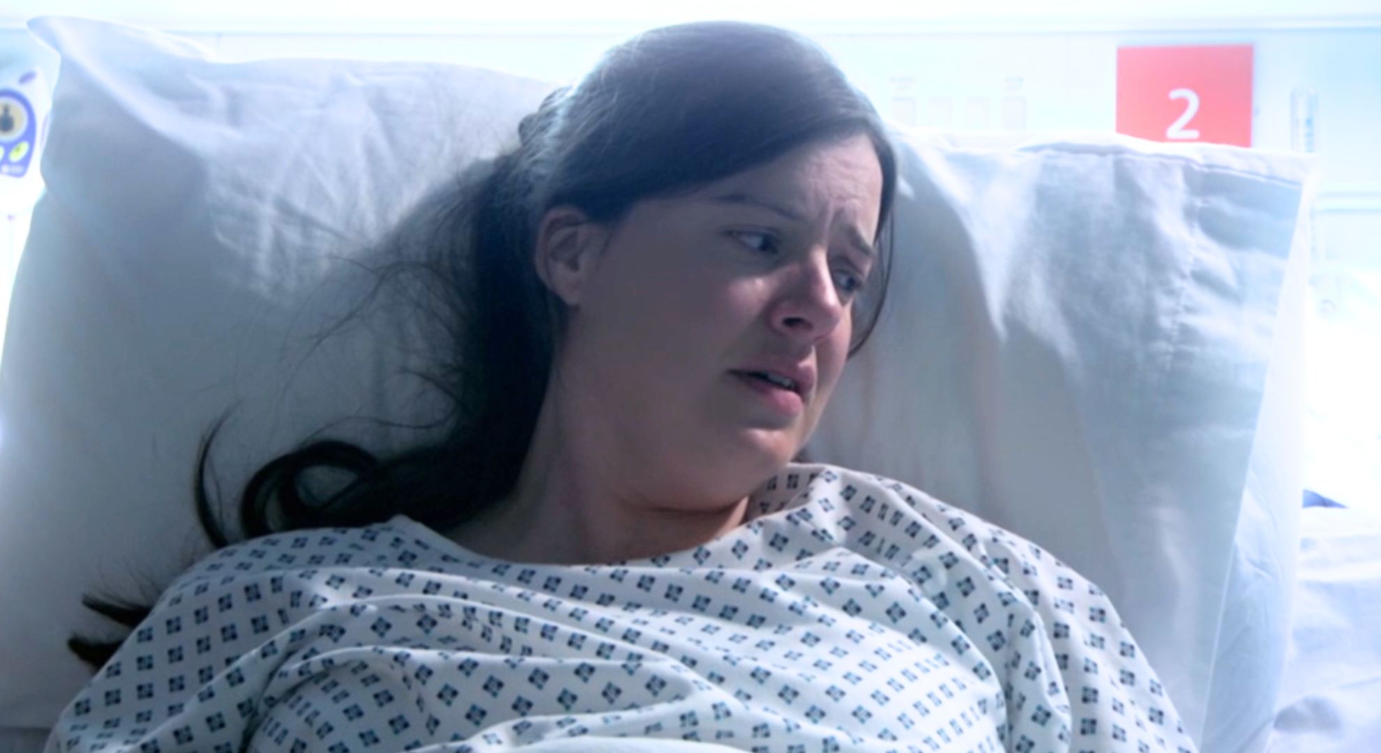 Who's the father of Zoe's twins? All the fan theories so far