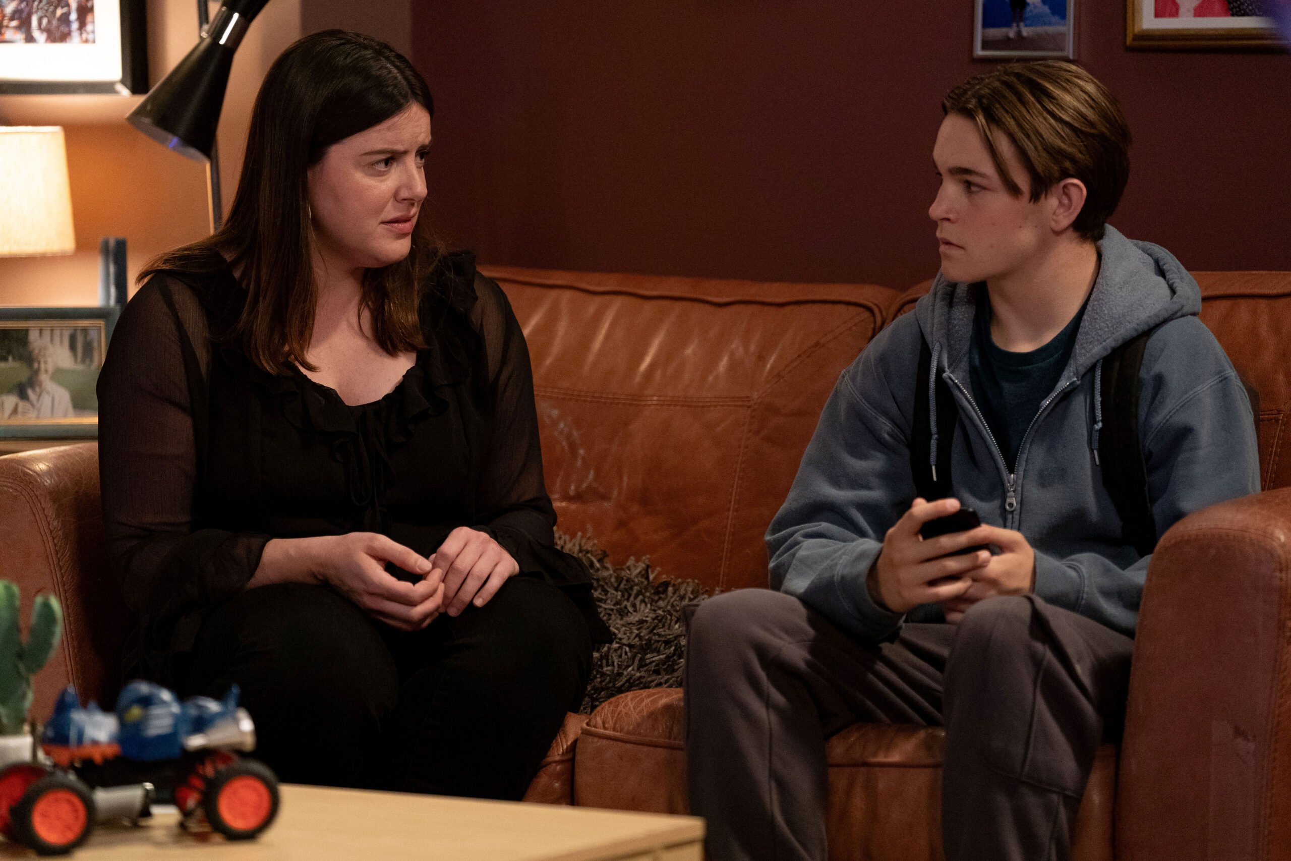Zoe sits down to talk to Tommy in EastEnders