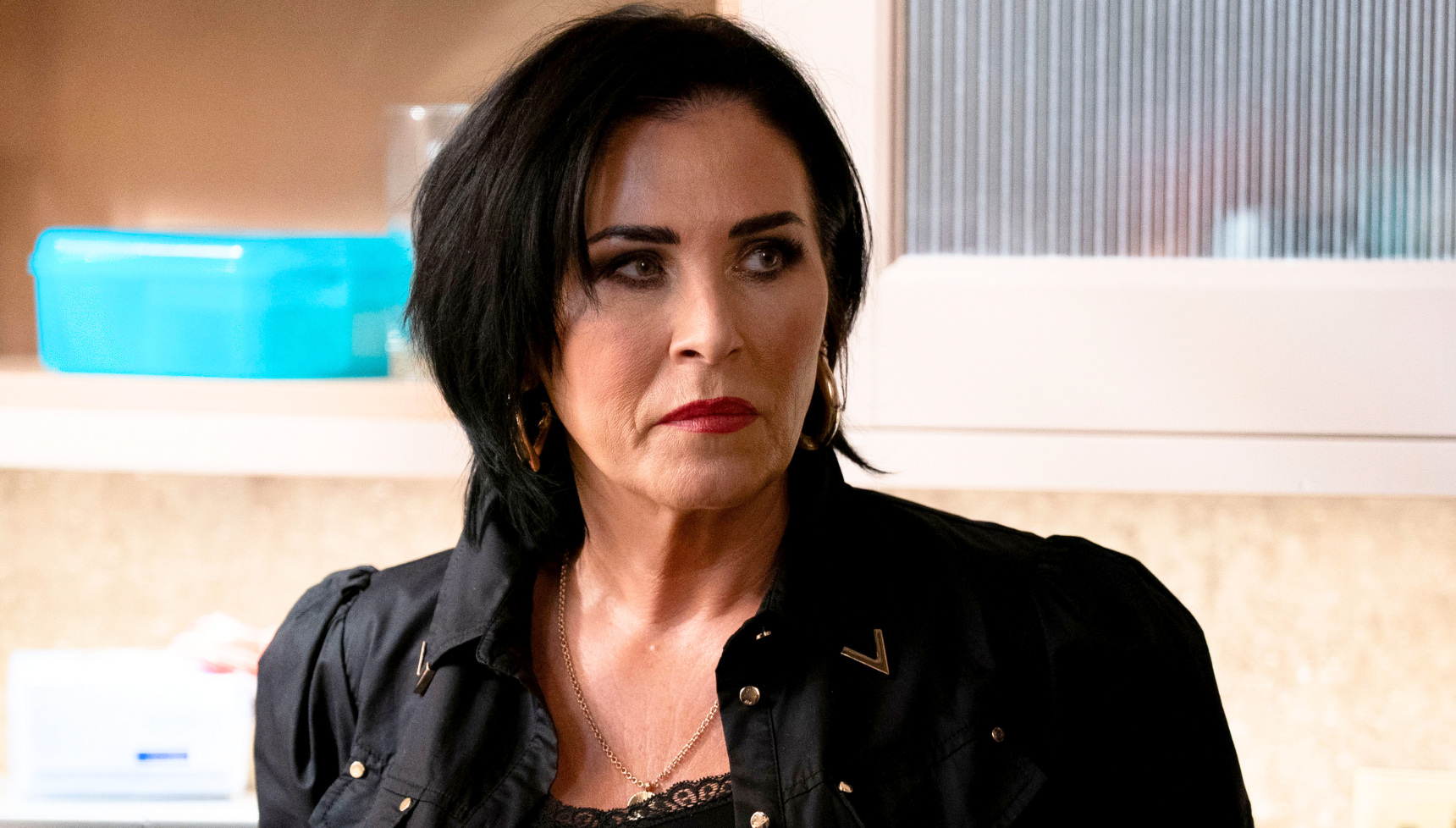What time is EastEnders on tonight? Get up-to-date schedules and changes here