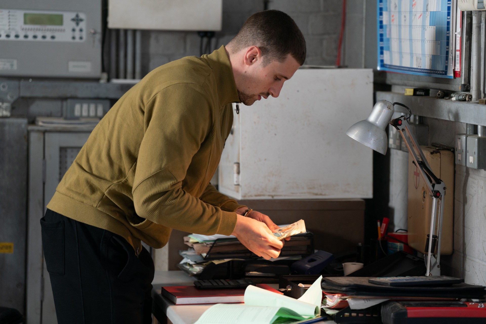 Harry steals money for more gear