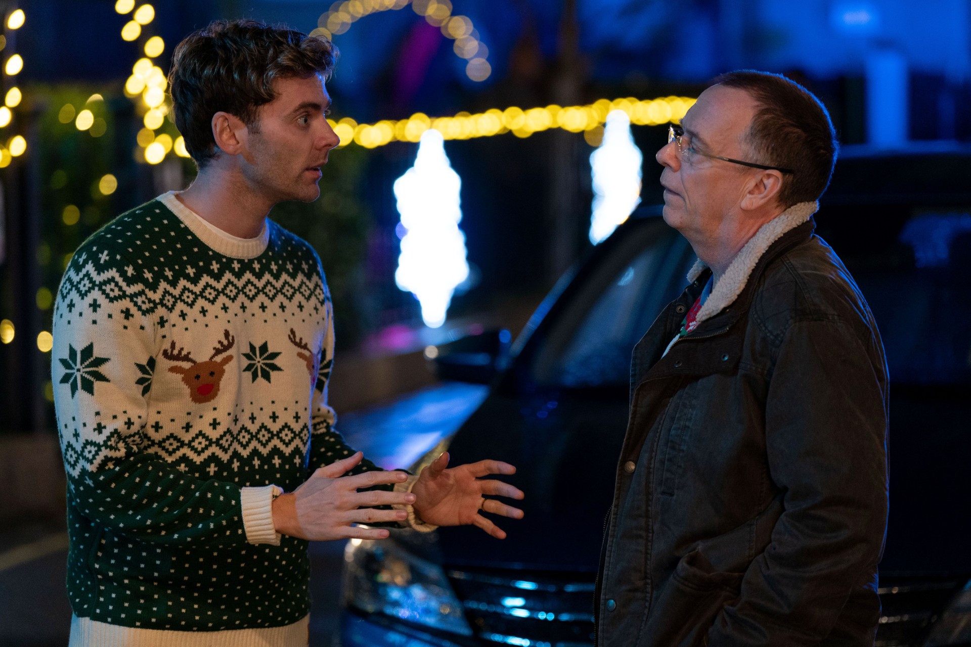 Peter and Ian argue on EastEnders