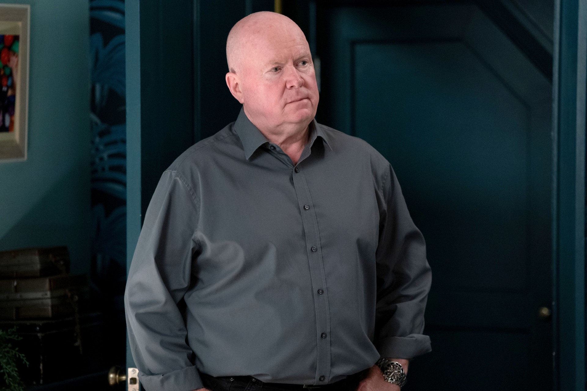 What time is EastEnders on tonight? Get up-to-date schedules and changes here