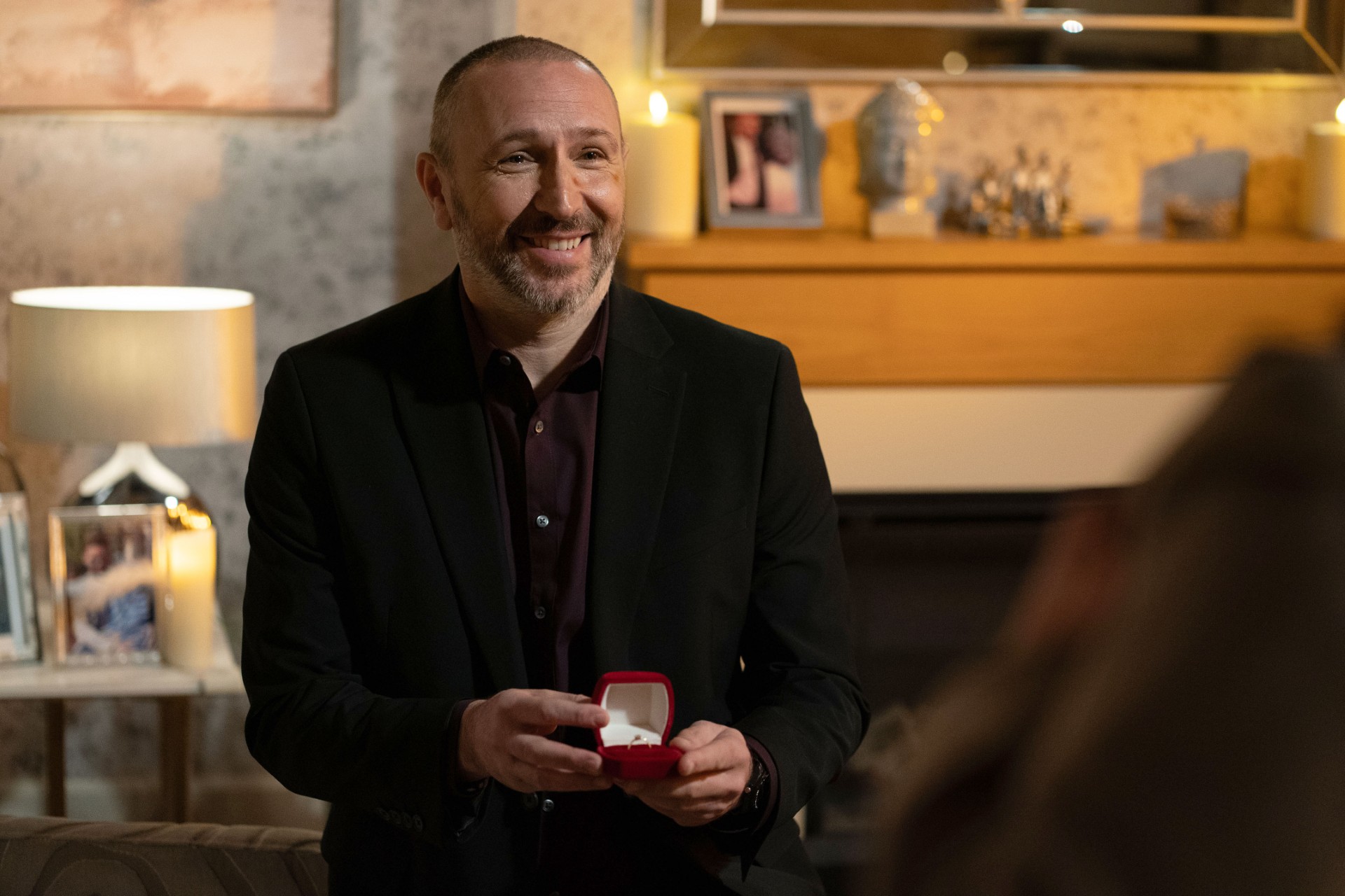 Ross proposes to Vicki in EastEnders