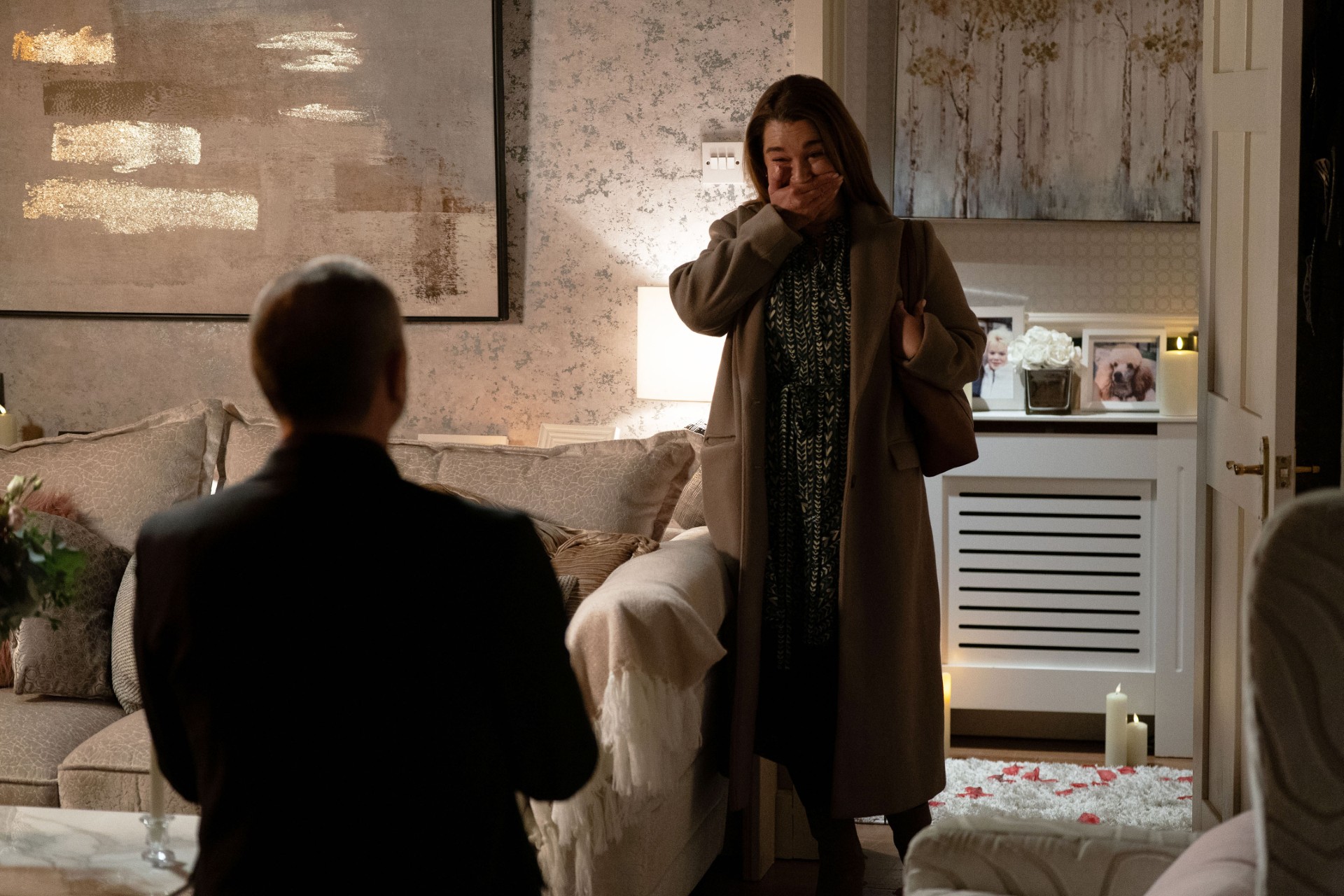 Ross gets down on one knee to Vicki in EastEnders spoilers