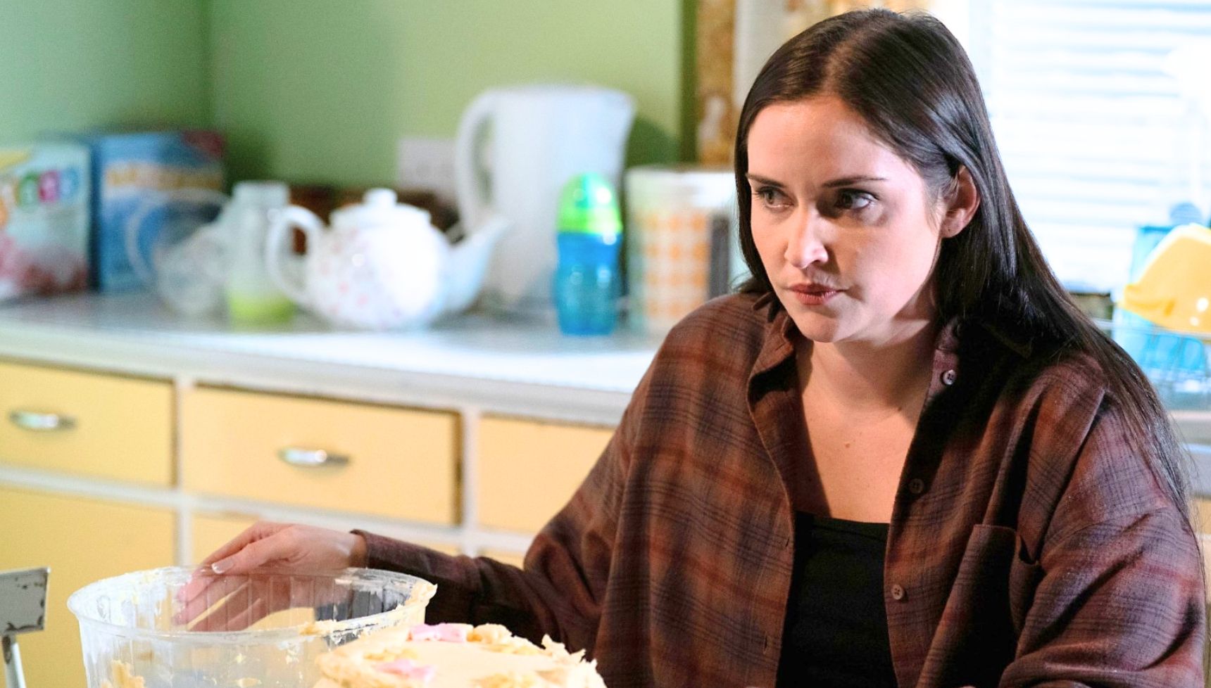 What time is EastEnders on tonight? Get up-to-date schedules and changes here