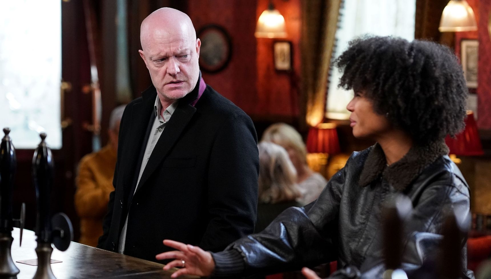 Max confronts Jasmine in The Vic 