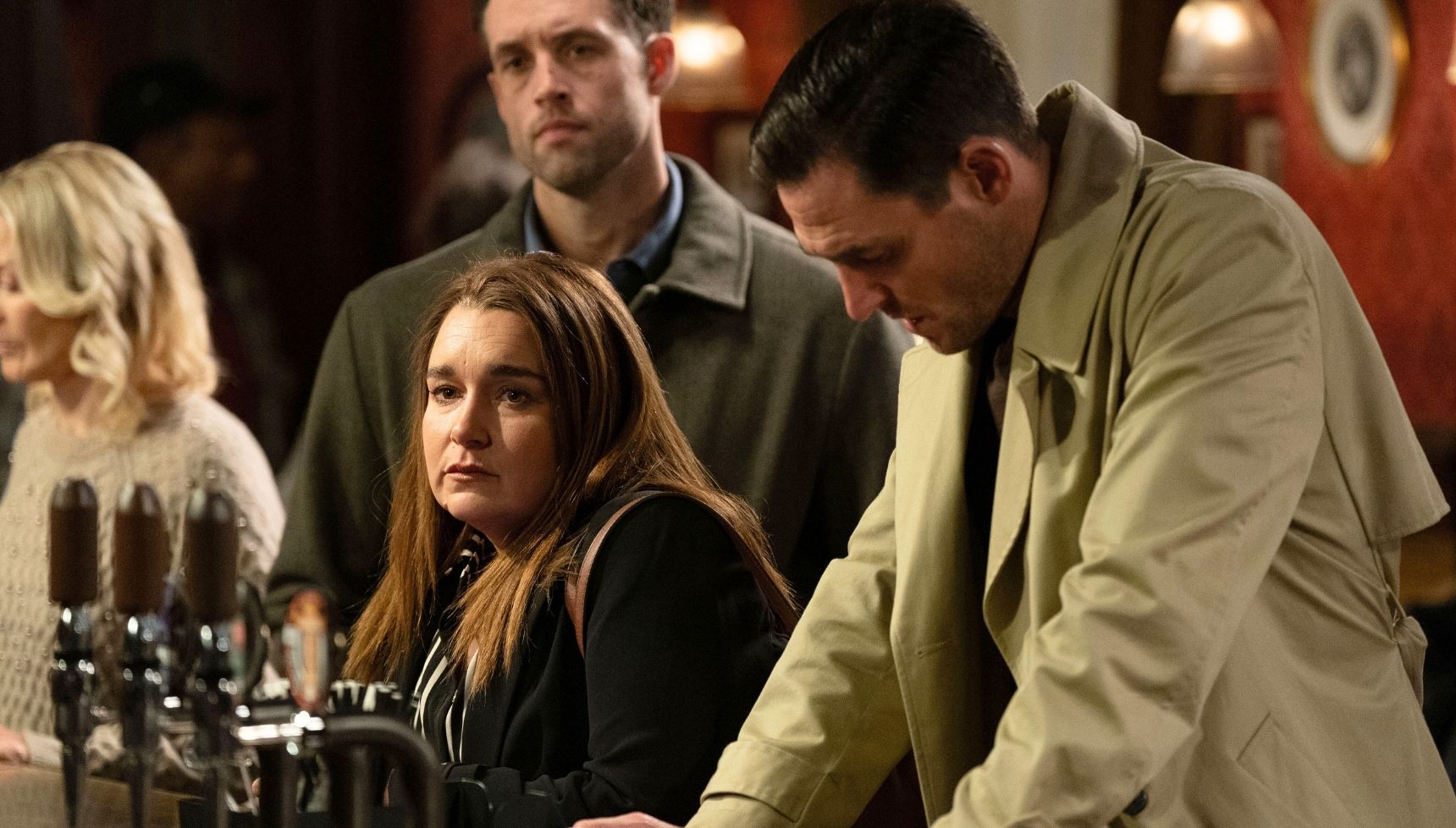 : EastEnders spoilersZack and Vicki in The Vic 