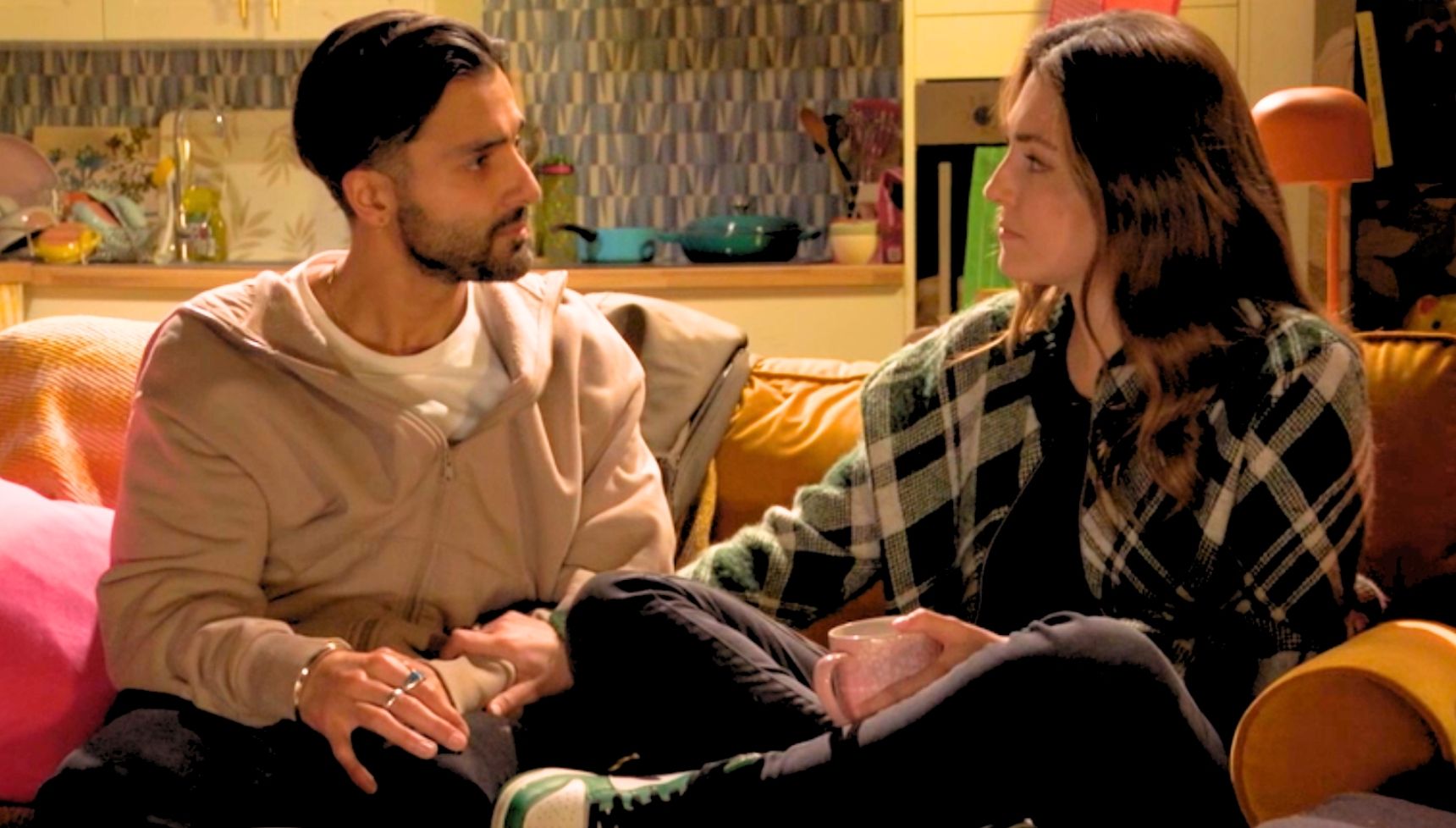 Penny and Vinny have an honest conversation in EastEnders 