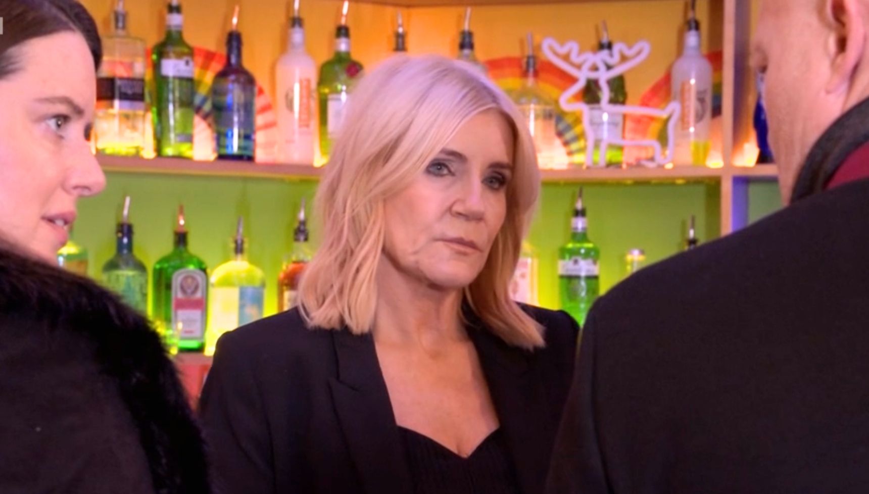 Max and Cindy talk in The Albert about Jasmine's phone in EastEnders 