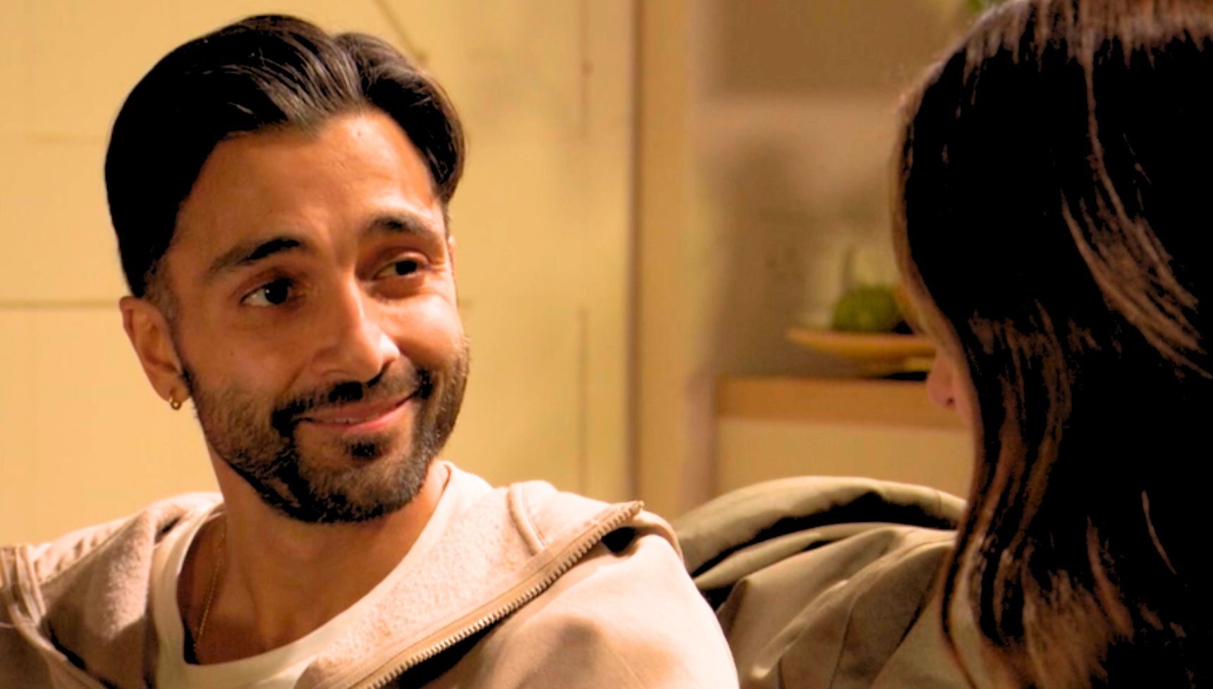 Vinny smiling at Penny in EastEnders