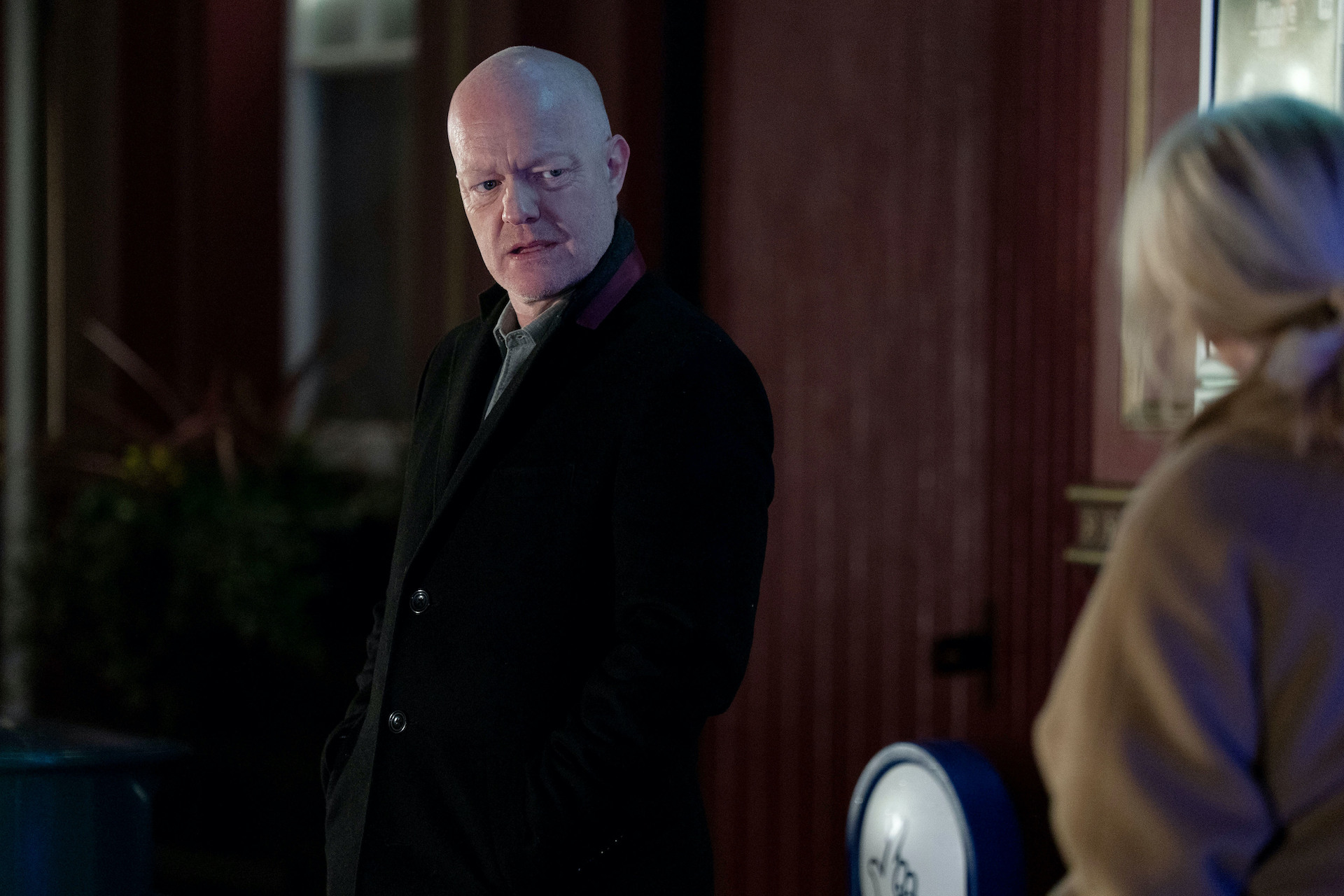 Max and Cindy talking outside The Vic 