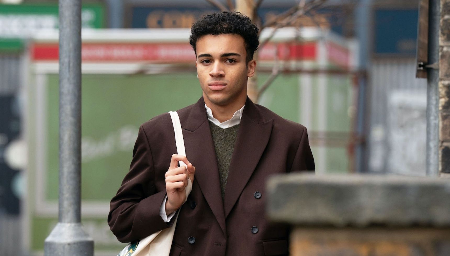 What time is EastEnders on tonight? Get up-to-date schedules and changes here