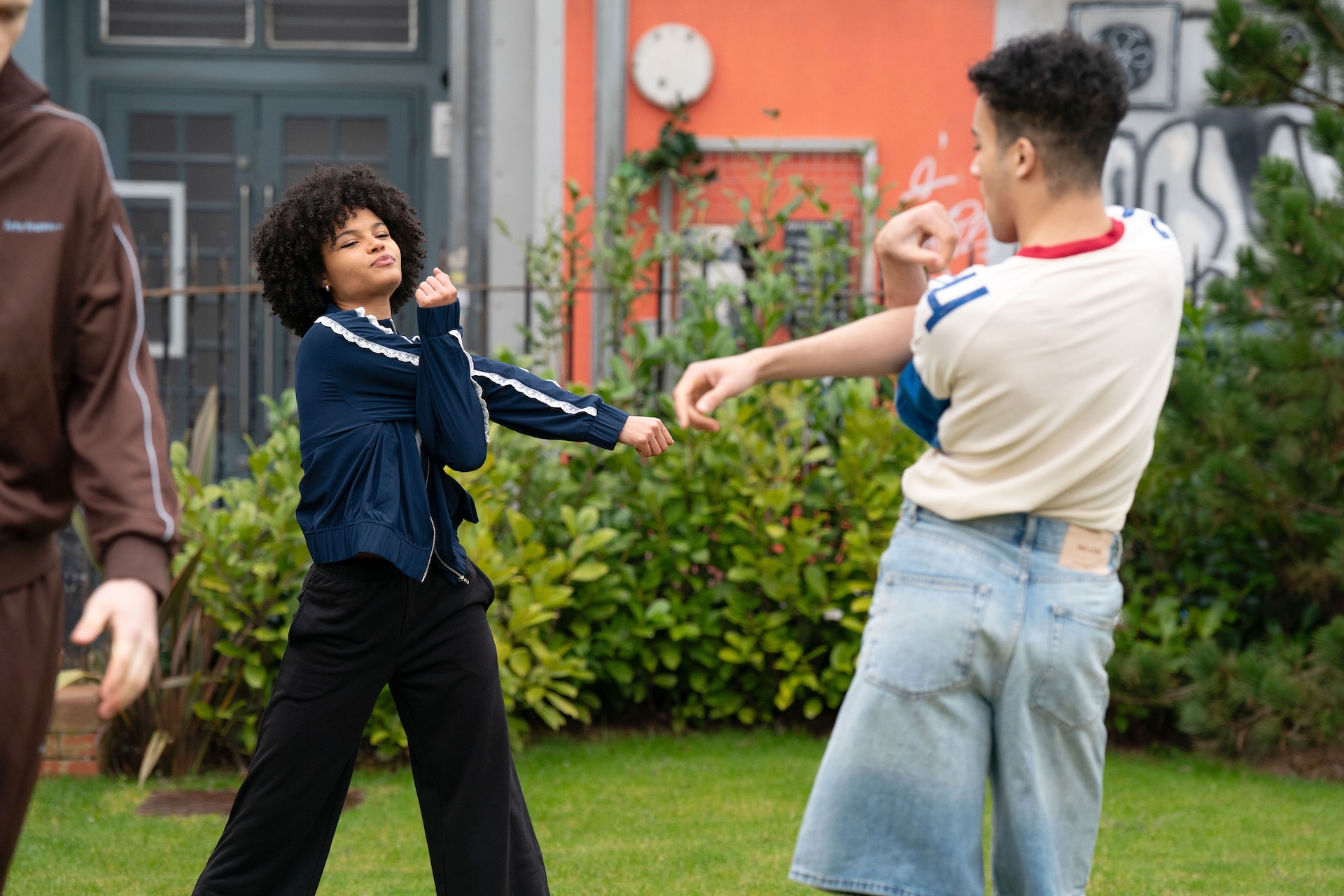 Jasmine and Josh in the park in EastEnders spoilers