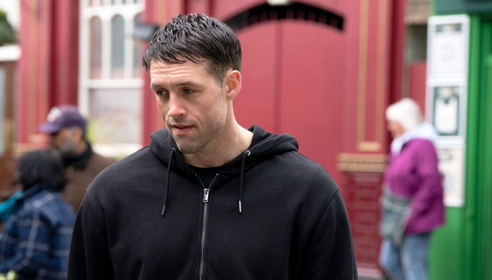 What time is EastEnders on tonight? Get up-to-date schedules and changes here