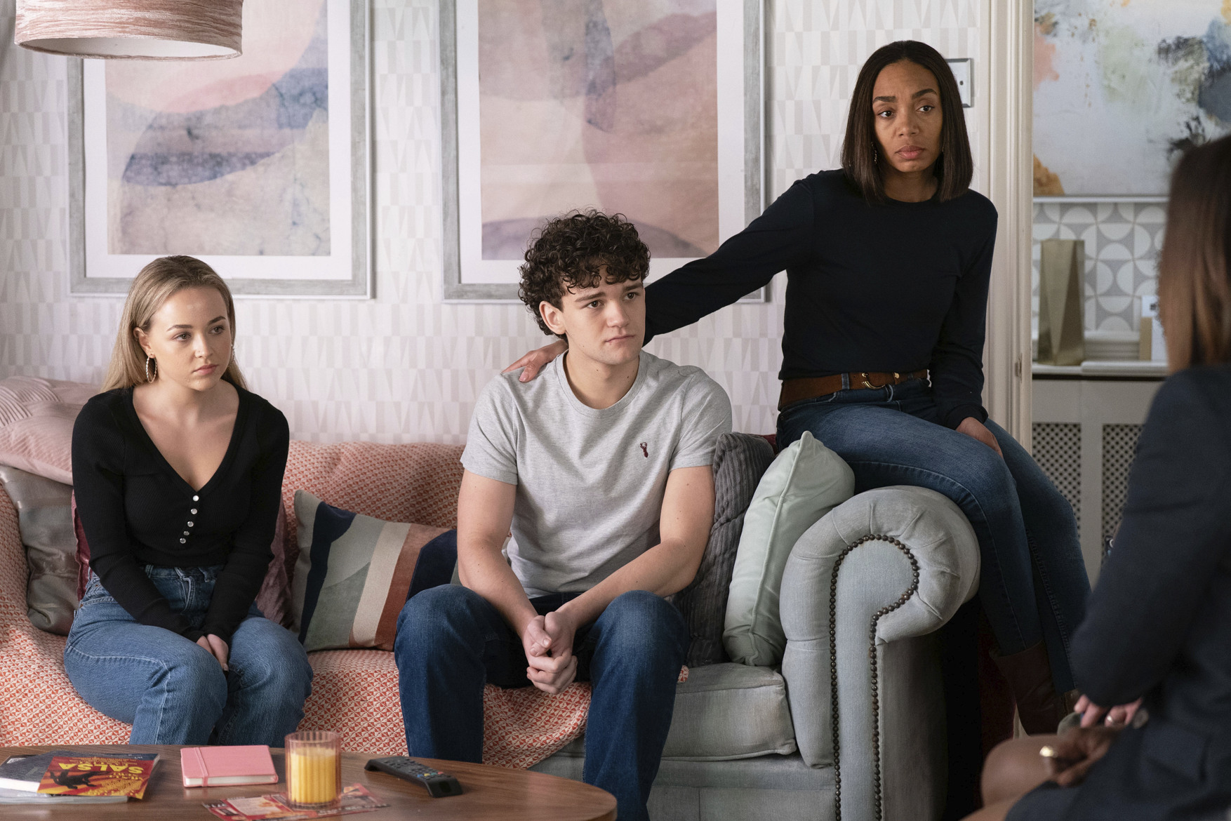 Amy, Ricky and Chelsea listen to Denise