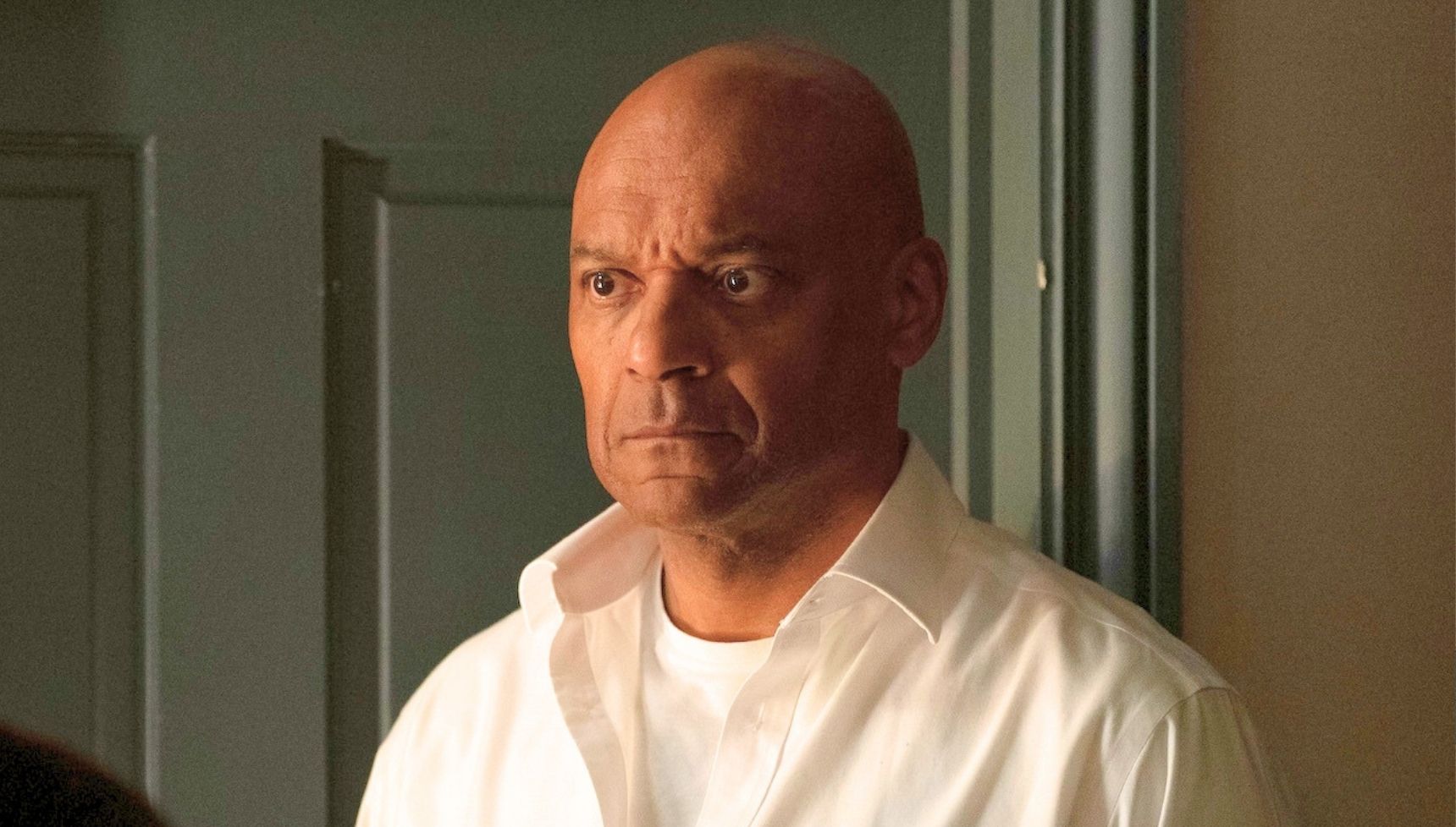 What time is EastEnders on tonight? Get up-to-date schedules and changes here