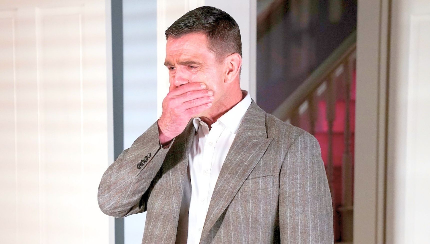 What time is EastEnders on tonight? Get up-to-date schedules and changes here