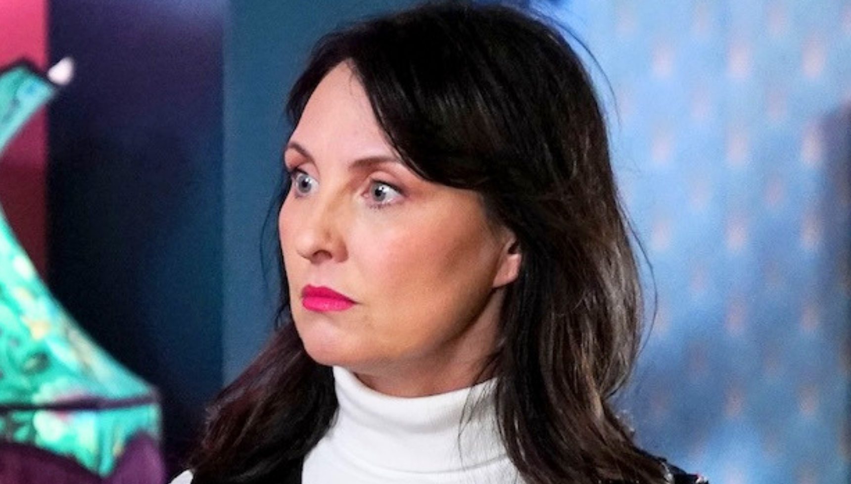 What time is EastEnders on tonight? Get up-to-date schedules and changes here