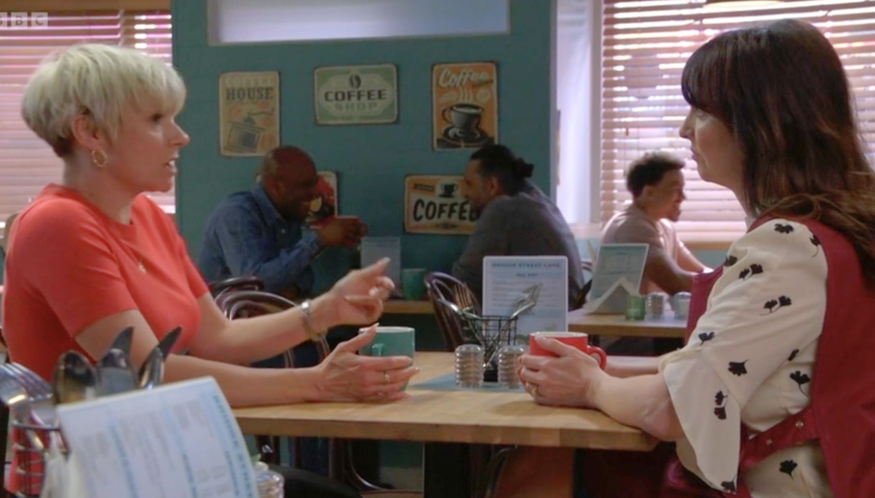 Honey and Nicola chatting in the cafe