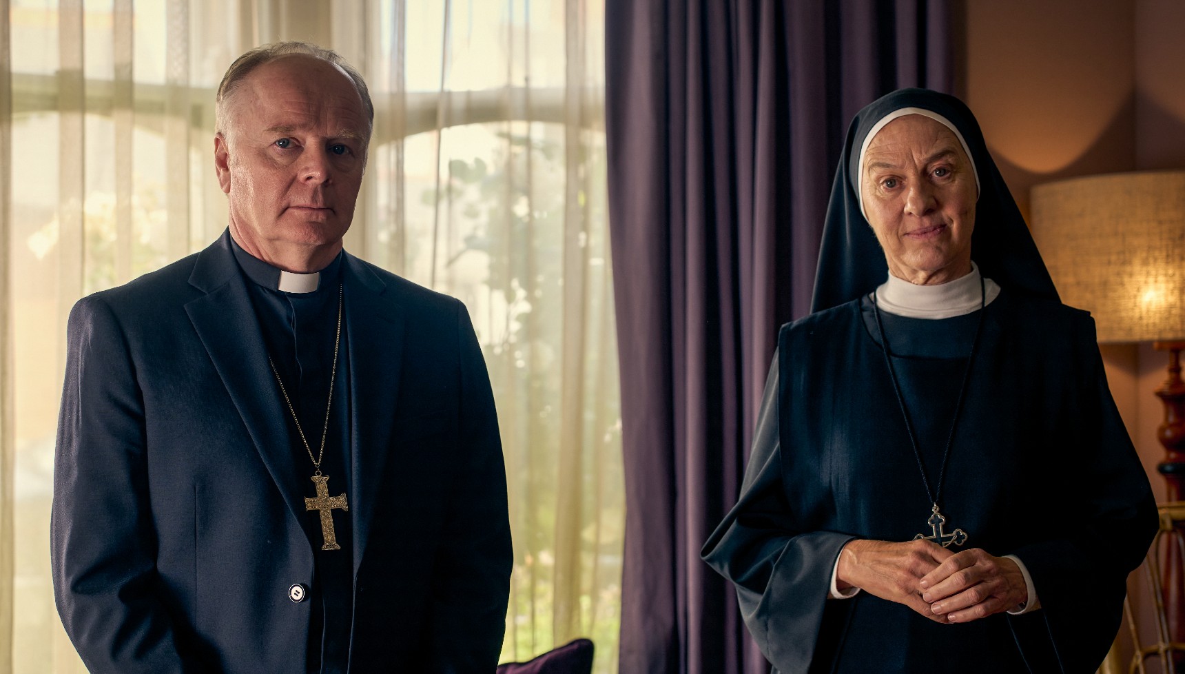 Jason Watkins and Niamh Cusack in Falling 