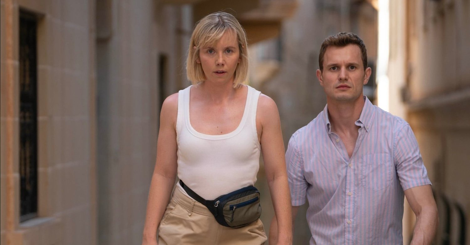 Karen Pirie series 2 Karen Pirie (Lauren Lyle) and DC Jason Murray aka Mint (Chris Jenks) in Malta