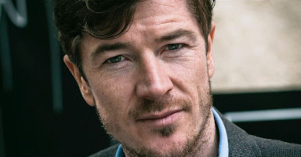 Barry Ward headshot