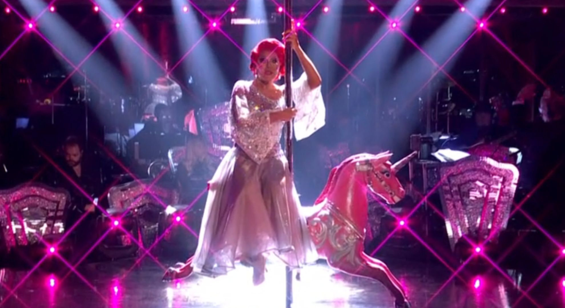 La Voix on the horse week one