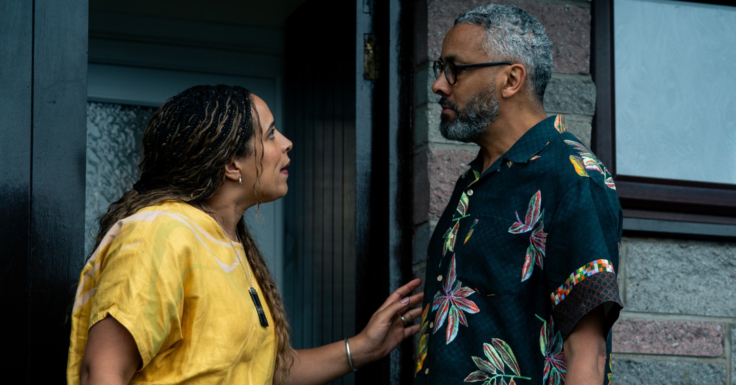 SACHARISSA CLAXTON as Pippa and CHRISTOPHER COLQUHOUN as Jez in Coldwater.