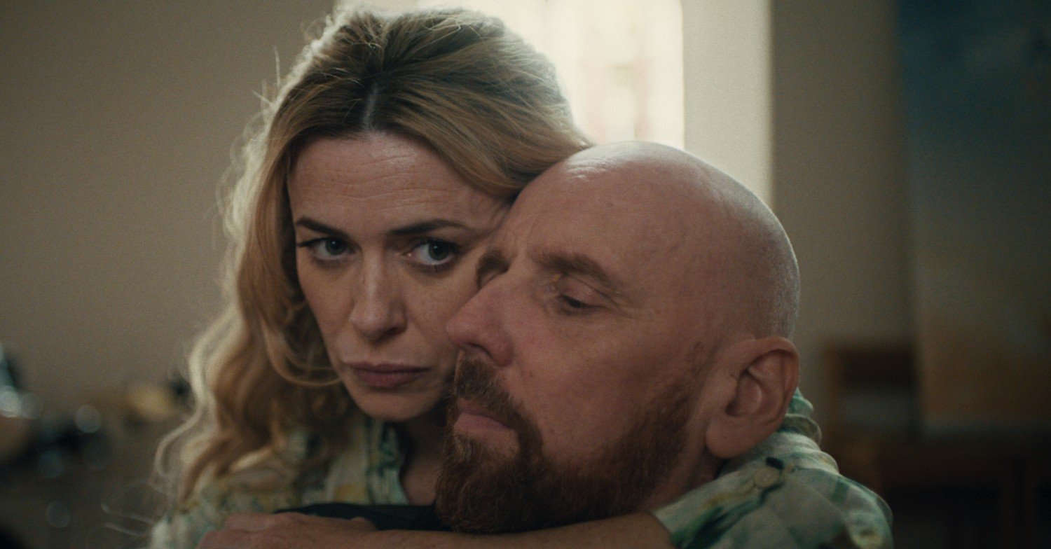 Eve Myles and Ewen Bremner as Rebecca and Tommy in Coldwater