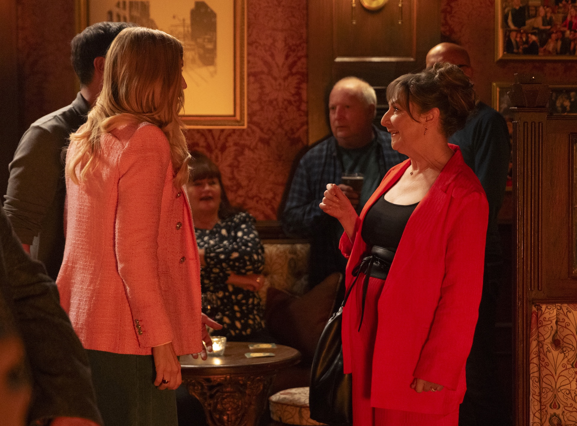 Eva and Maggie talking in the Rovers