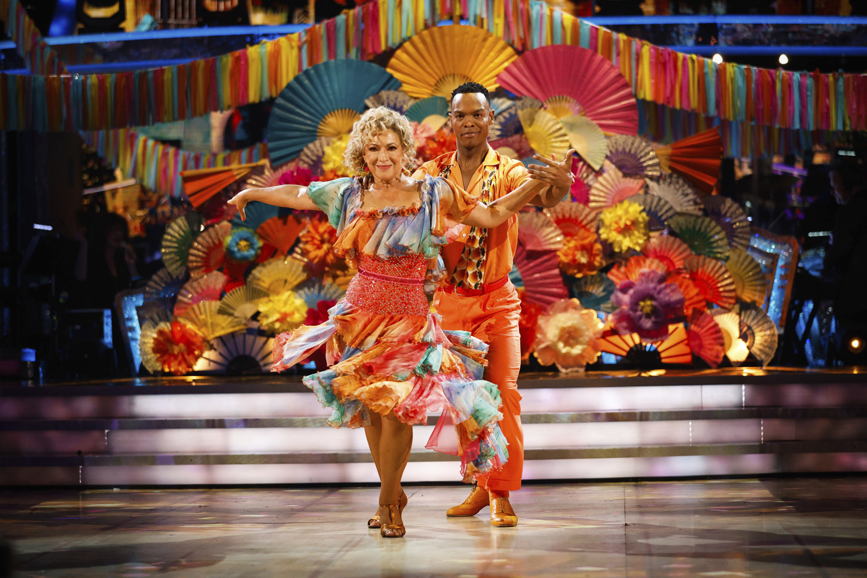 Alex and Jojo dance a samba, Strictly week 2