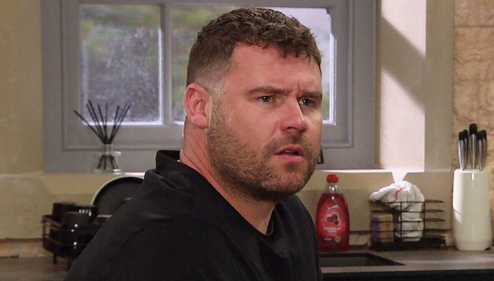 Emmerdale: Aaron’s reaction to Robert’s marriage raises concern in ITVX early release