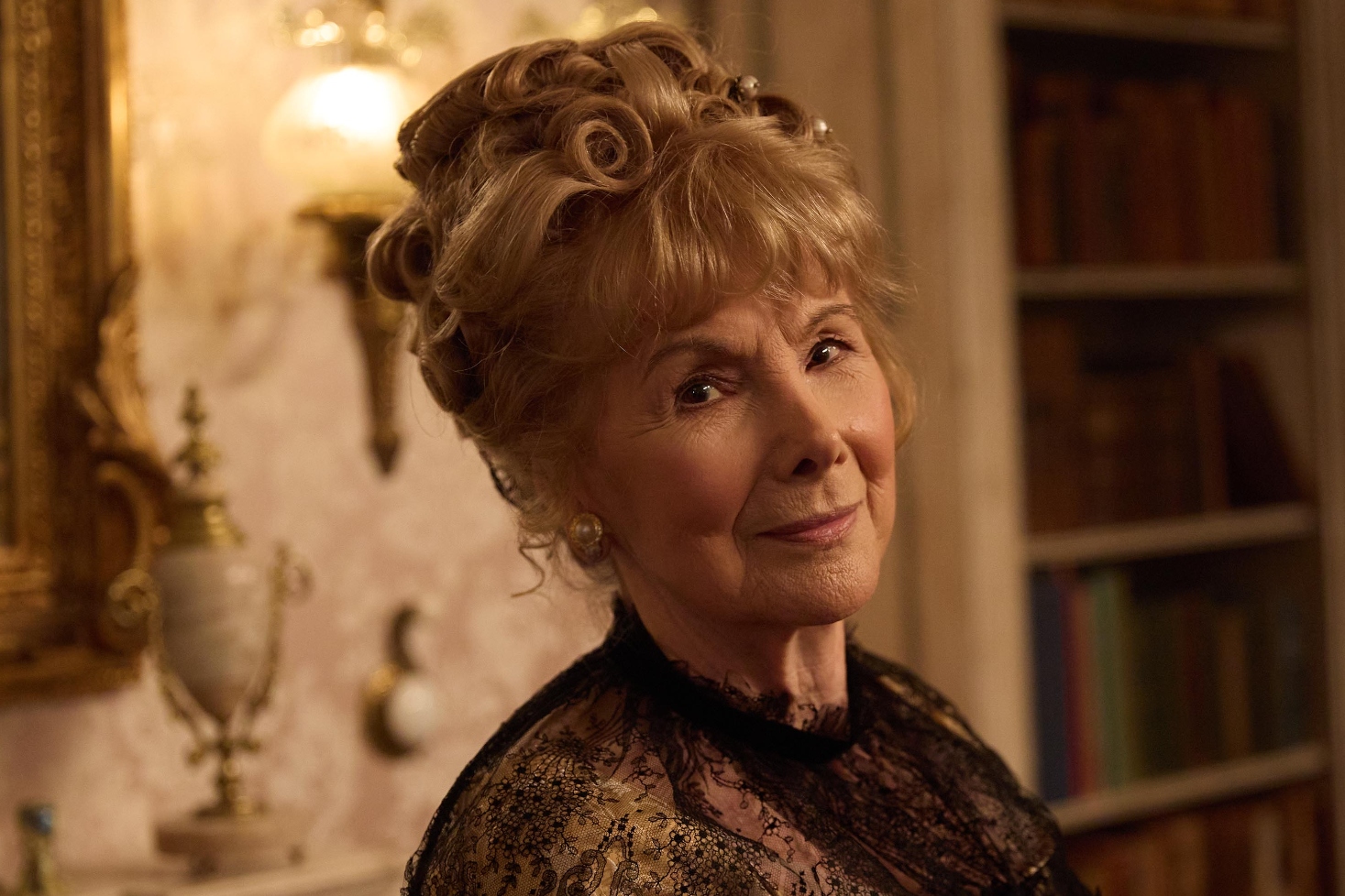 Susan Hampshire as Lady Carteret