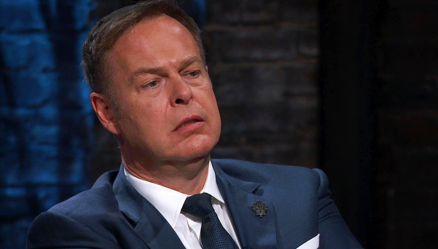 Dragons' Den star Peter Jones shares 'pain' of losing his dad during emotional episode