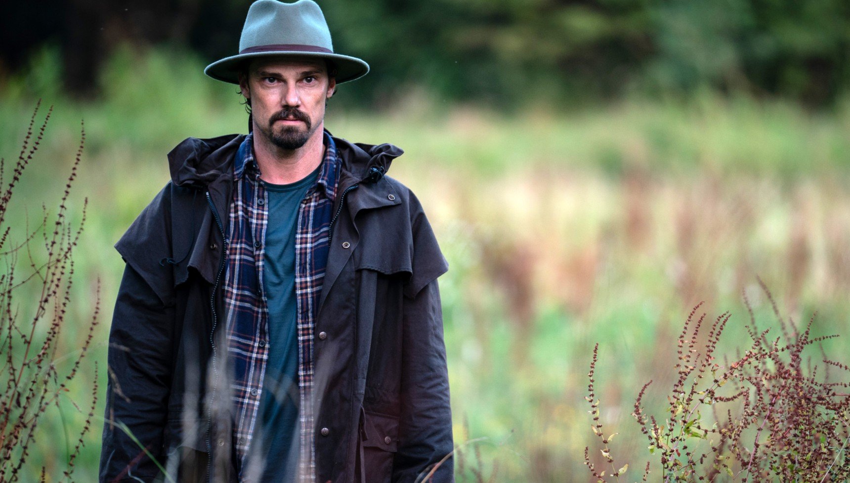 Jay Ryan as Ewan in The Ridge