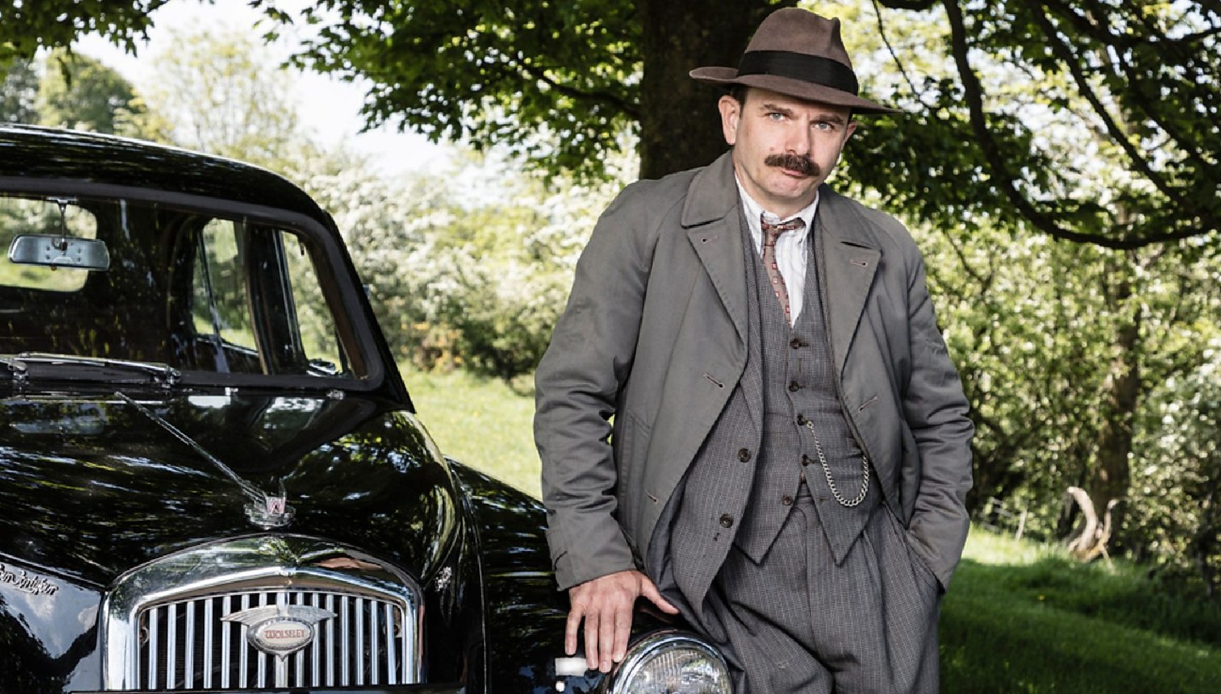 Jack Deam as Inspector Mallory in Father Brown