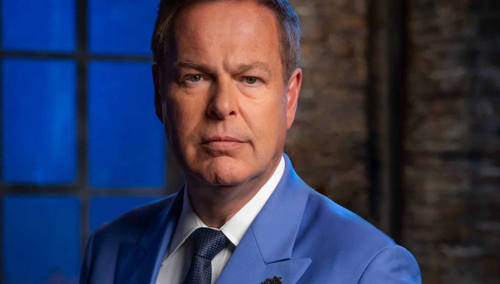 Peter Jones promo shot for Dragons' Den