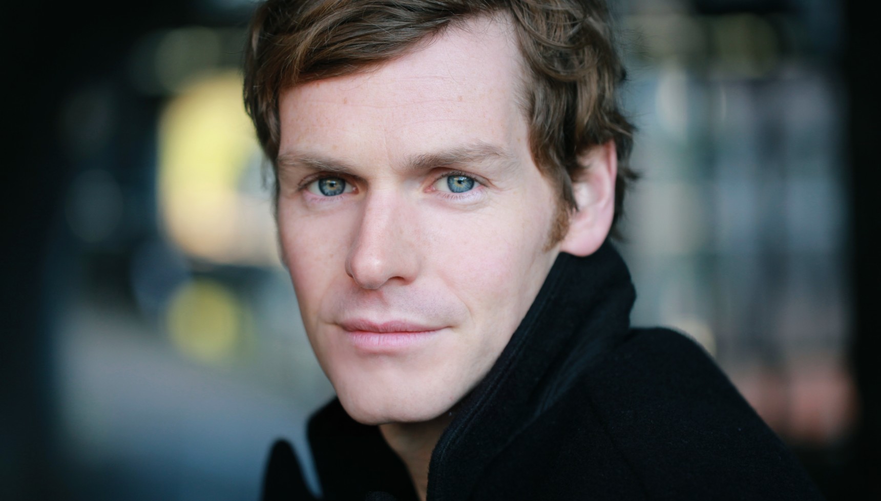 Shaun Evans headshot