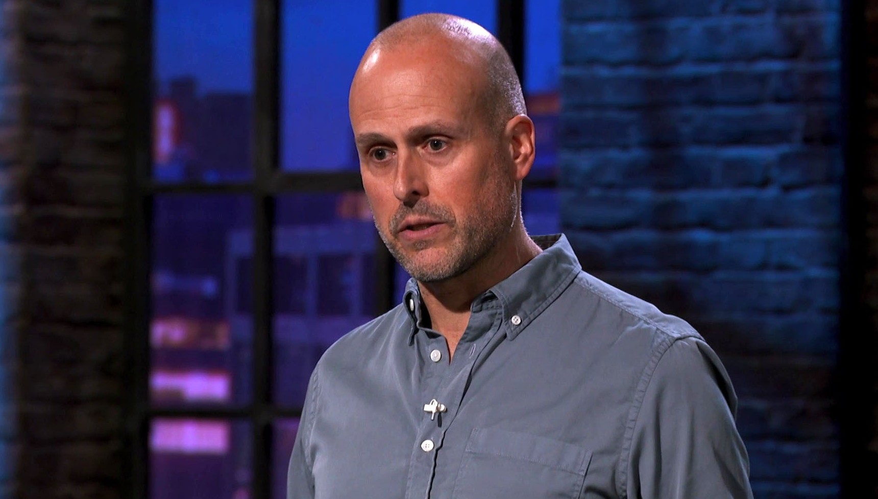 Francisco Gimenez pitches Yuv in Dragons' Den