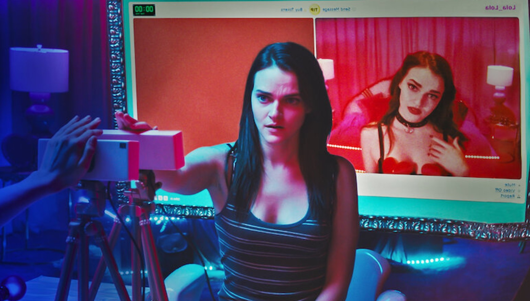 Madeline Brewer filming herself in CAM