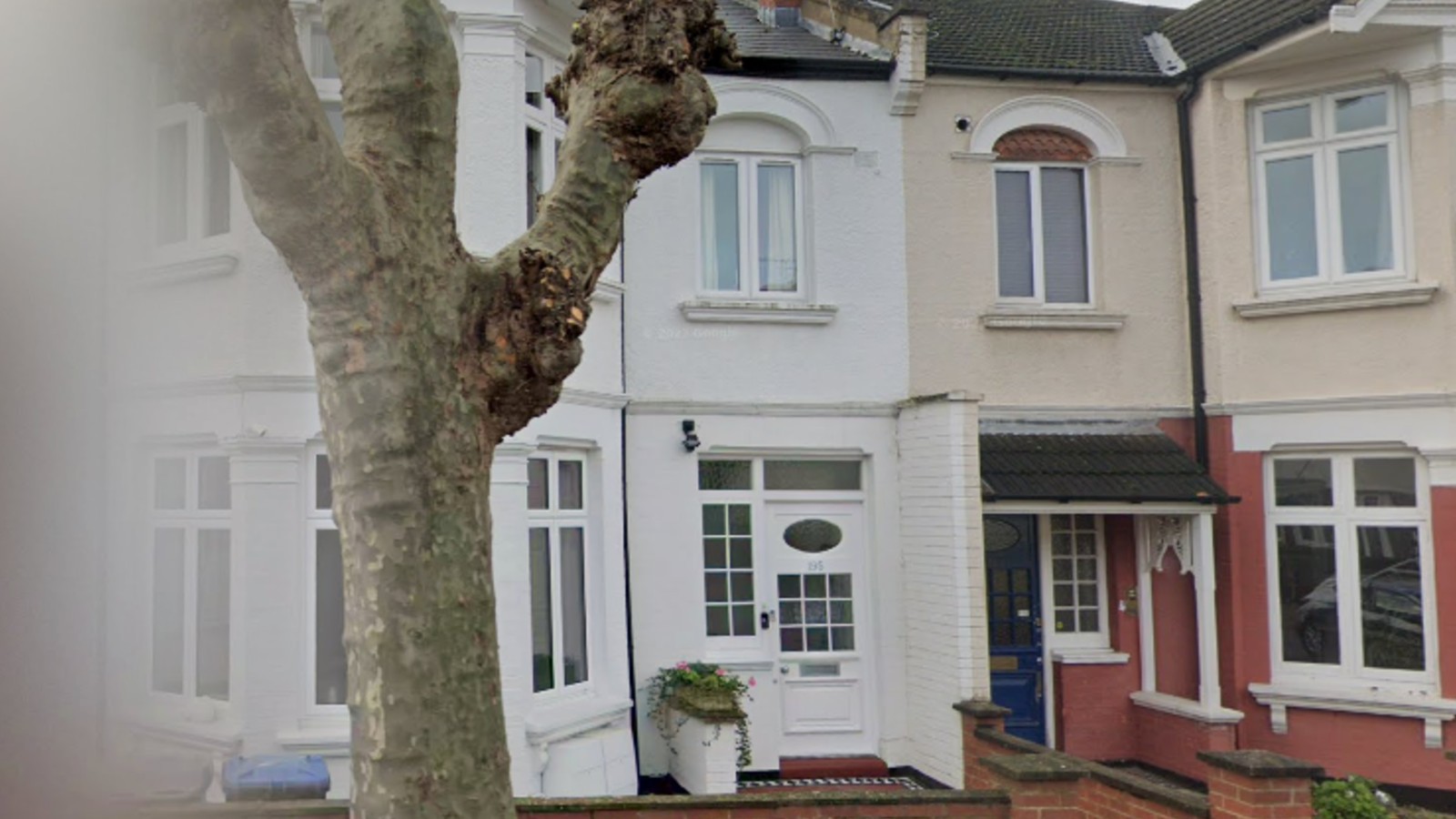 An image of 195 Melrose Avenue from Google Street View